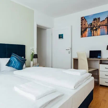 Hanseat Apartments-3